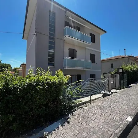 Posizione Strategica Wifi Parcheggio Gratuito Apartment